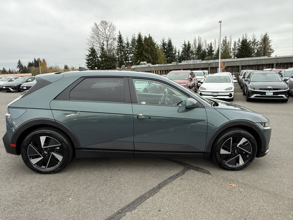 Certified 2025 Hyundai Ioniq 5 SE image 6