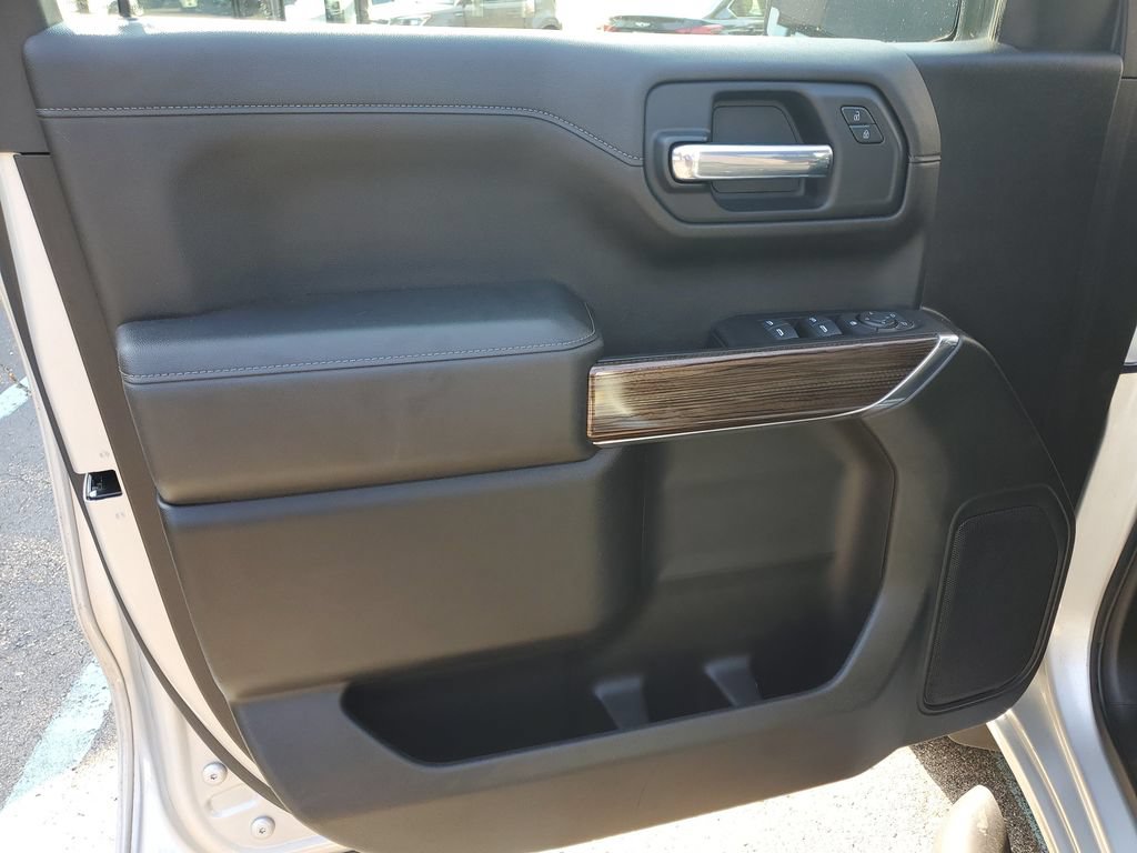 Used 2021 Chevrolet Silverado 1500 LT Trail Boss w/ Bed Protection Package AWD/4WD image 5