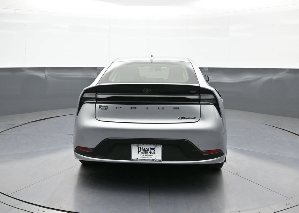 Certified 2024 Toyota Prius Prime SE image 7