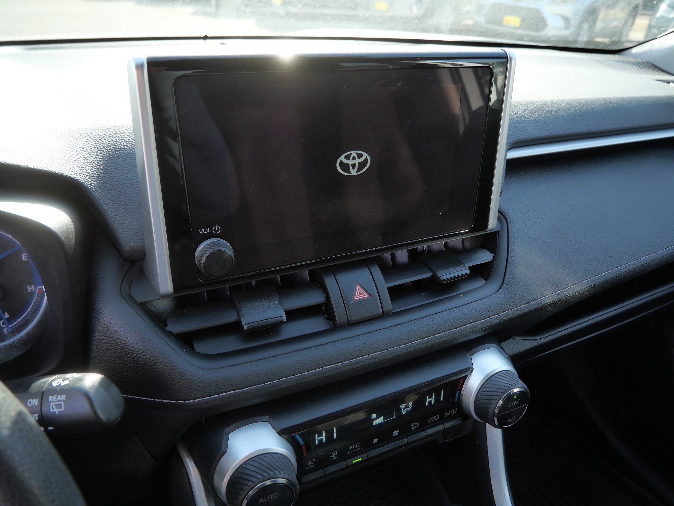 Certified 2024 Toyota RAV4 LE image 23