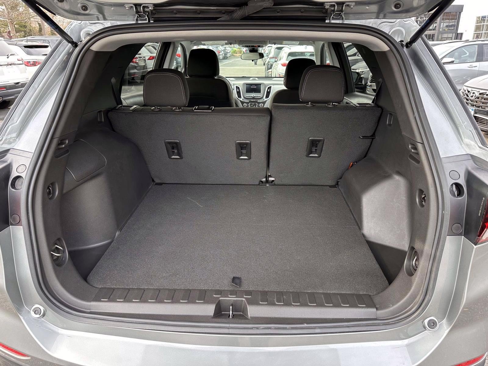 Used 2024 Chevrolet Equinox LS w/ LS Convenience Package AWD/4WD image 7