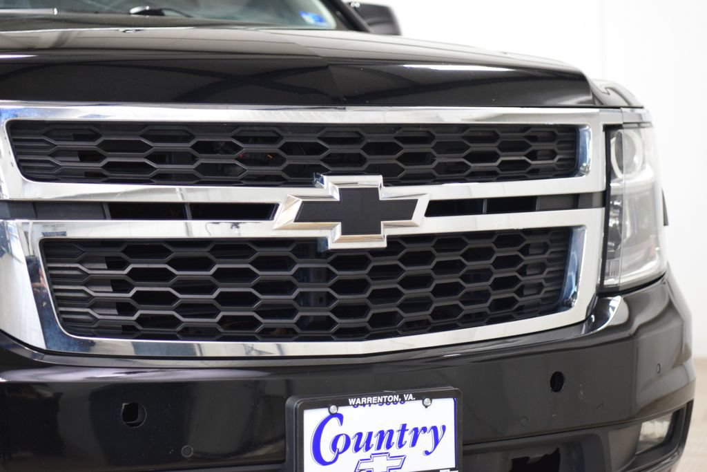 Used 2019 Chevrolet Tahoe LT w/ Z71 Midnight Edition AWD/4WD image 11