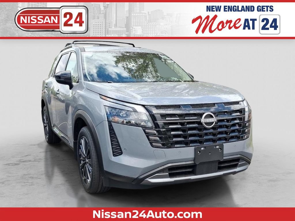 New 2026 Nissan Pathfinder Platinum w/ Cargo Package