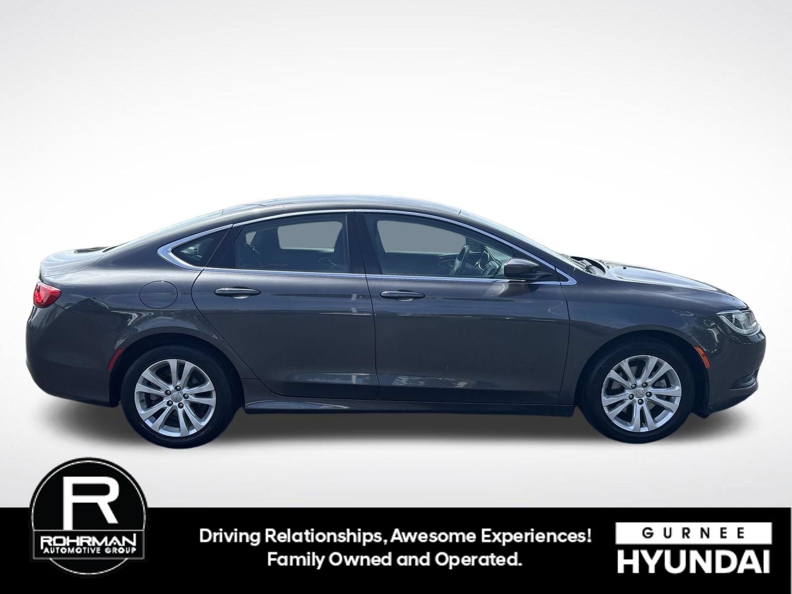 Used 2017 Chrysler 200 LX FWD image 10