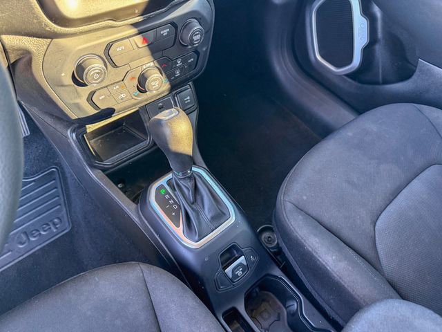 Used 2020 Jeep Renegade Sport FWD image 19