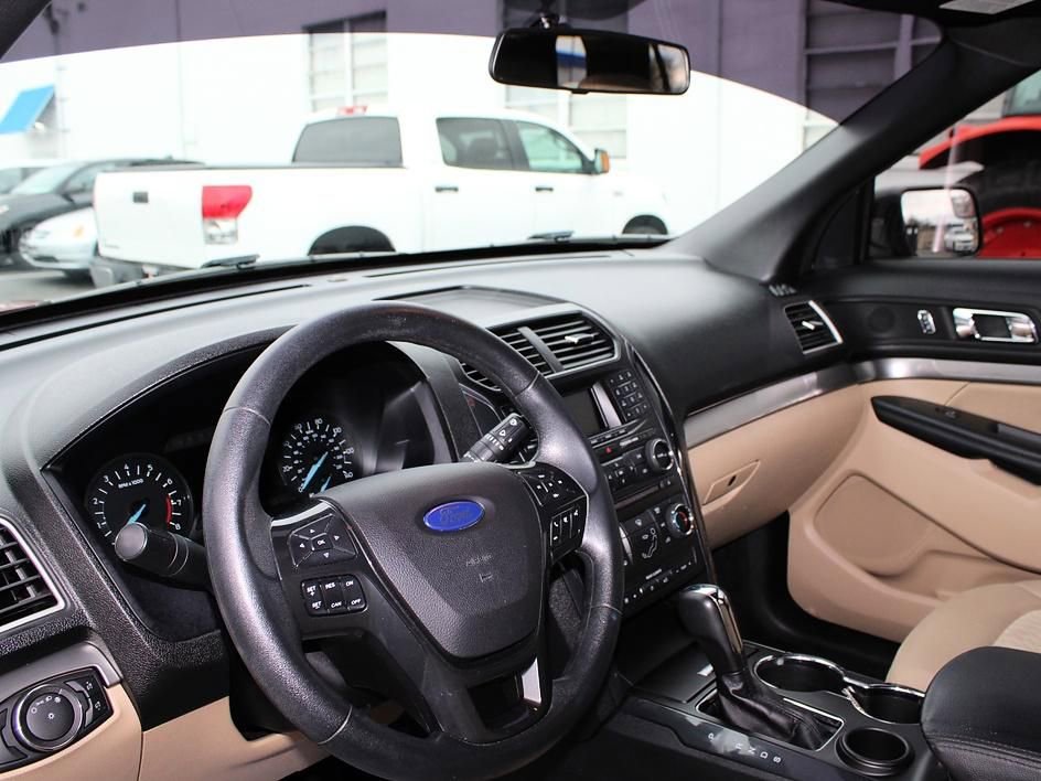 Used 2017 Ford Explorer FWD image 15