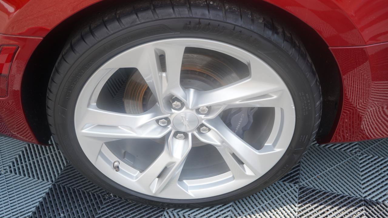 Used 2022 Chevrolet Camaro SS RWD image 32