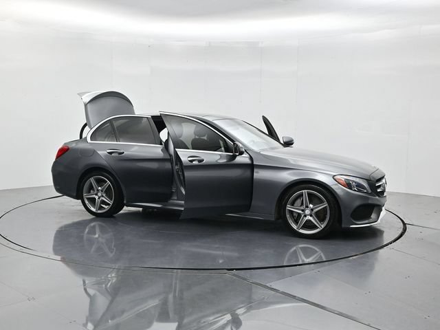 Used 2017 Mercedes-Benz C 300 4MATIC Sedan image 50