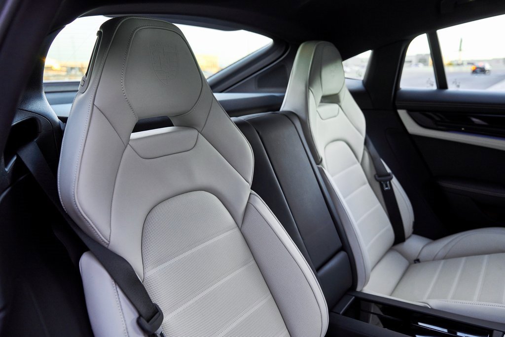 Used 2025 Porsche Panamera 4 w/ Premium Package image 47