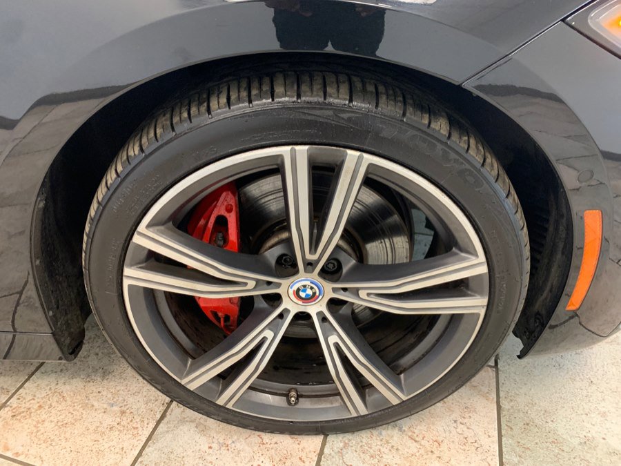 Used 2023 BMW 440i xDrive Coupe w/ Premium Package image 9