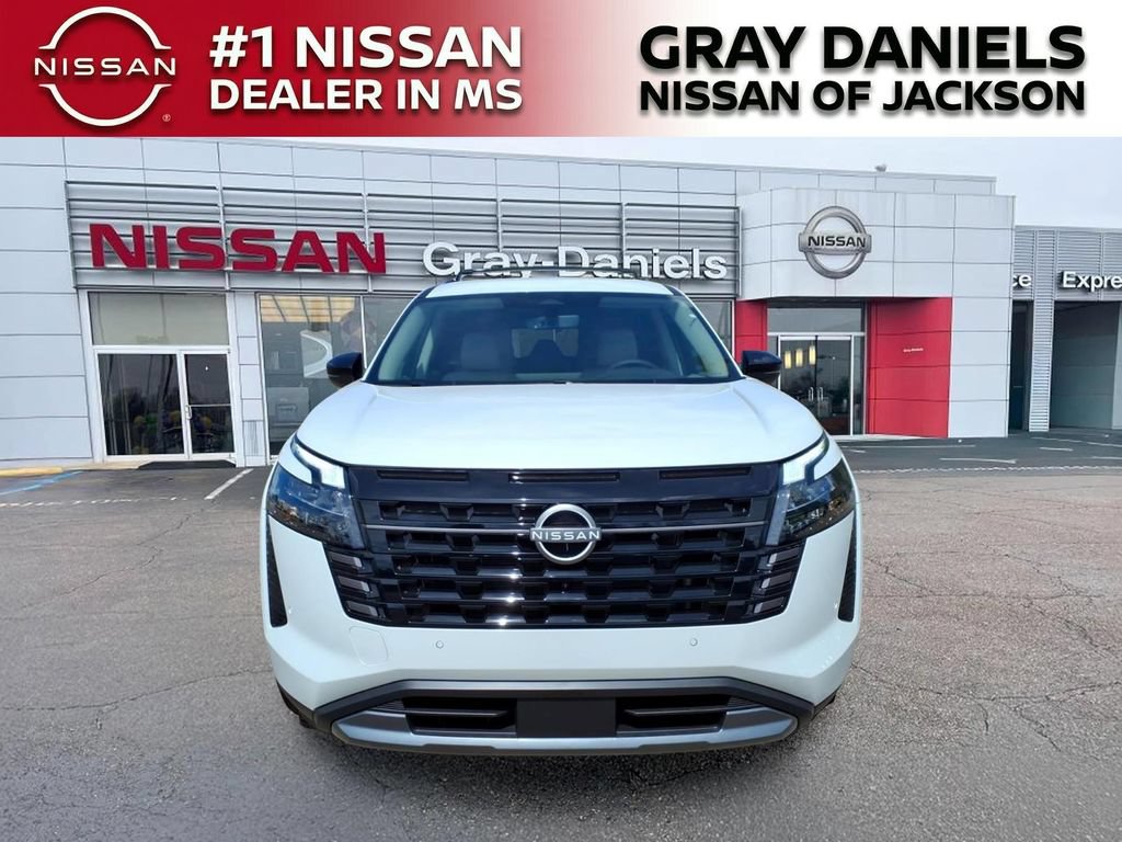 New 2026 Nissan Pathfinder SL FWD image 2