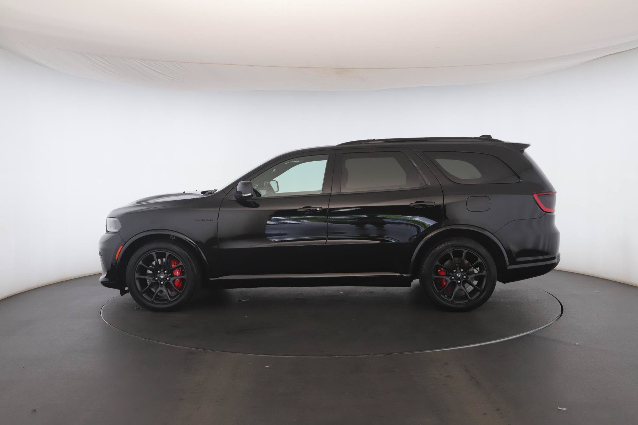 Used 2023 Dodge Durango R/T w/ Tow 'N Go Package AWD/4WD image 22