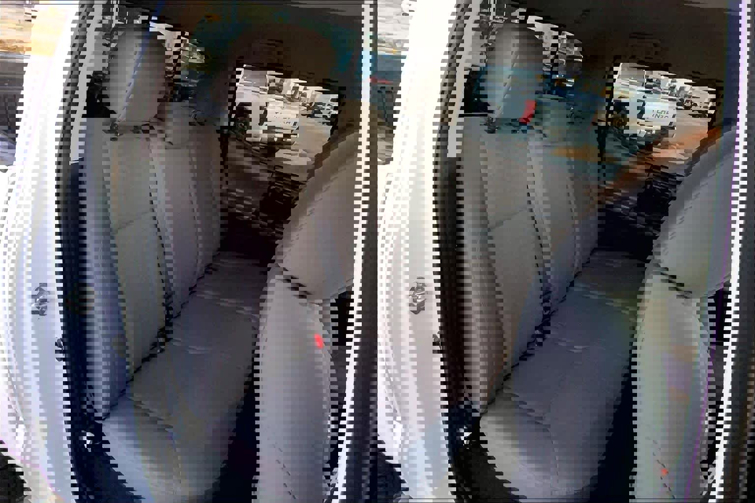 Used 2018 Toyota Tacoma SR image 18