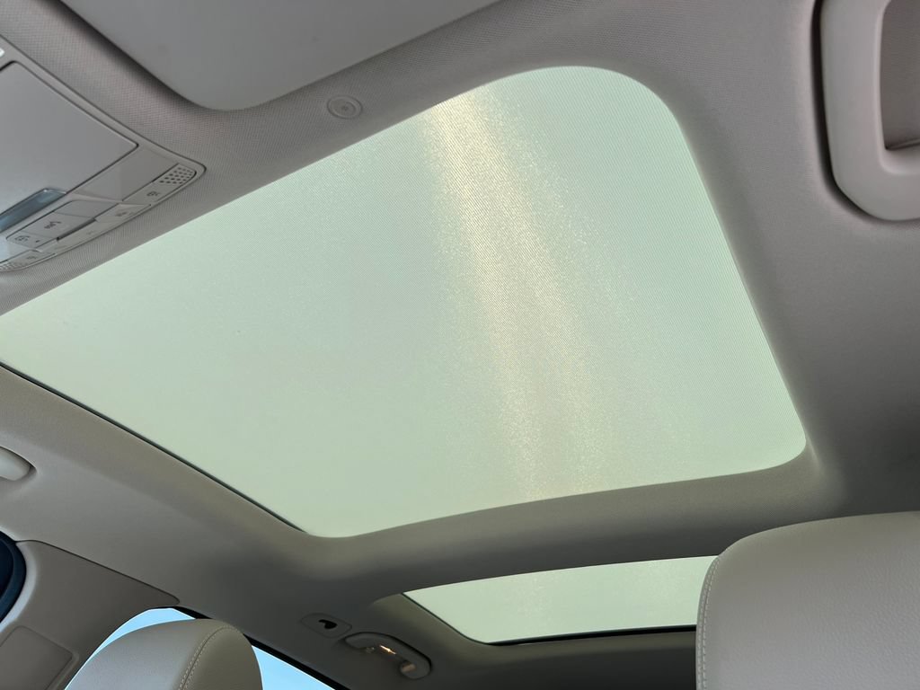 Certified 2022 Mercedes-Benz GLC 300 4MATIC image 11