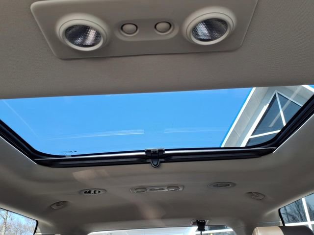 Used 2016 GMC Acadia SLT w/ Technology Package image 9