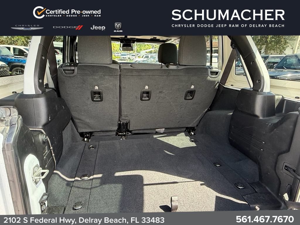 Used 2024 Jeep Wrangler Unlimited Rubicon AWD/4WD image 17