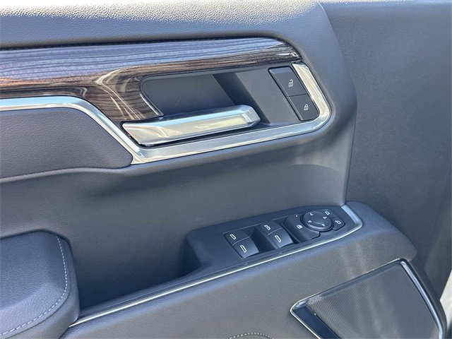 New 2025 Chevrolet Silverado 1500 LT image 14