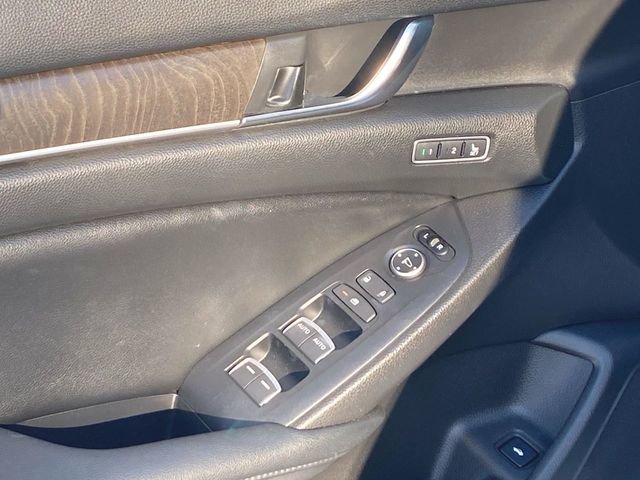 Used 2019 Honda Accord Touring image 24