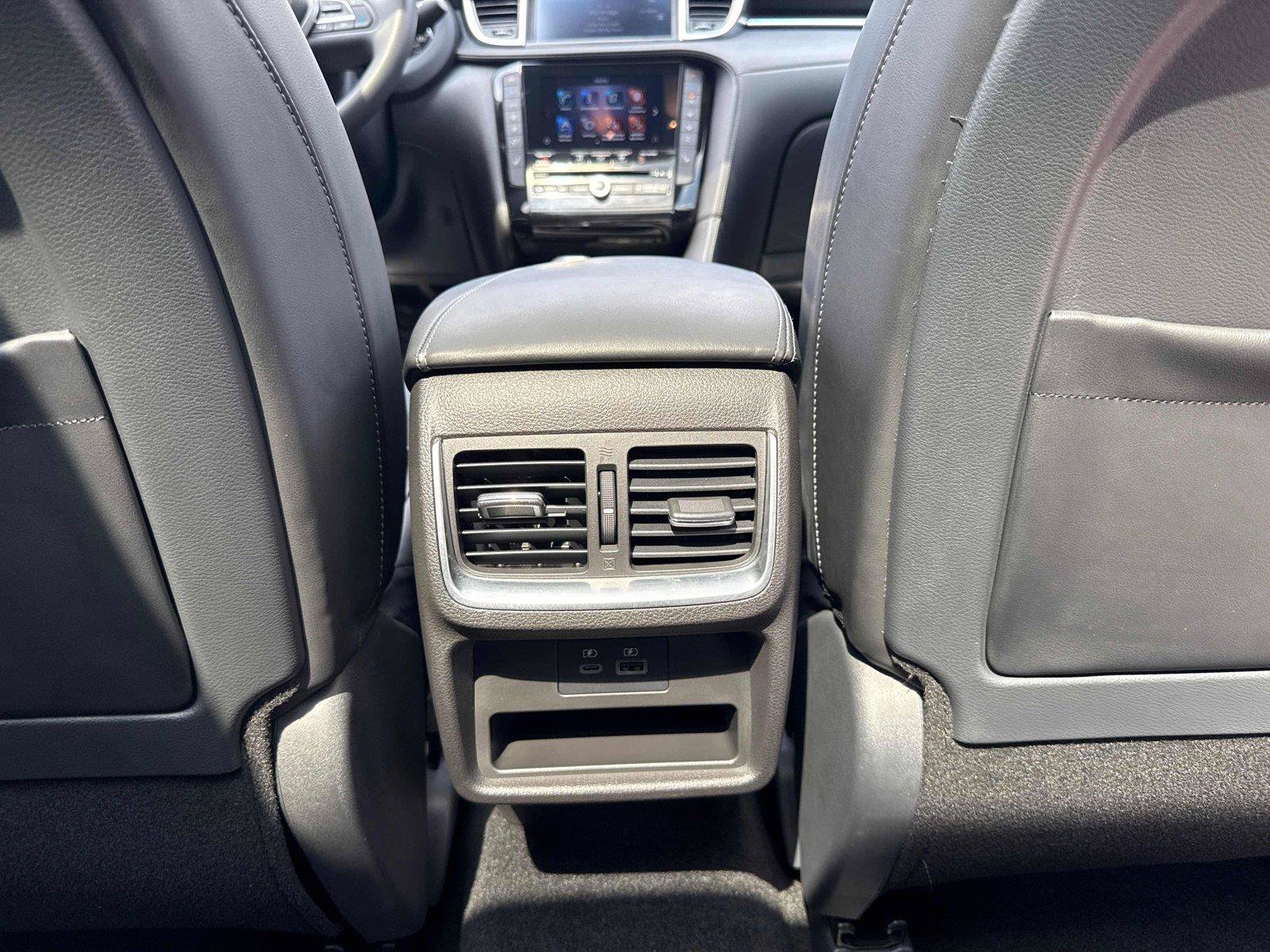 Used 2025 INFINITI QX50 Luxe w/ Accent Package AWD/4WD image 29