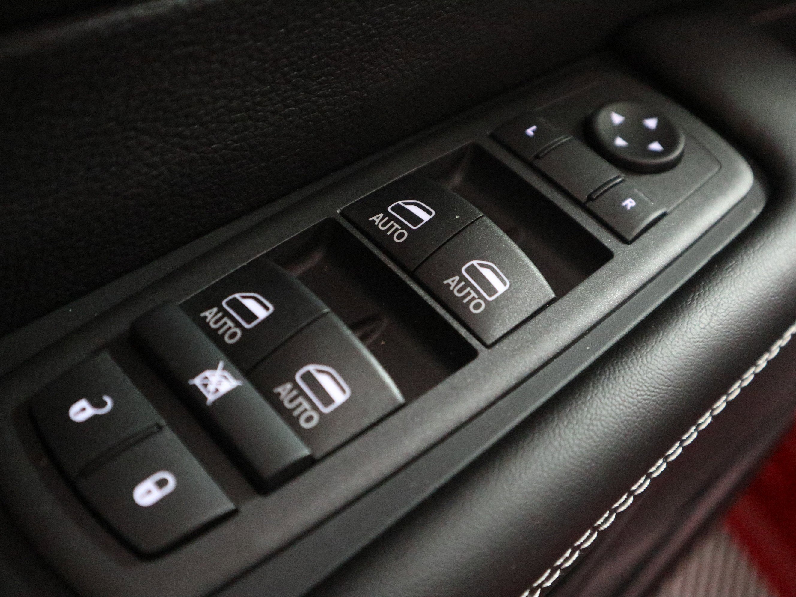 New 2026 Chrysler Pacifica Select image 35