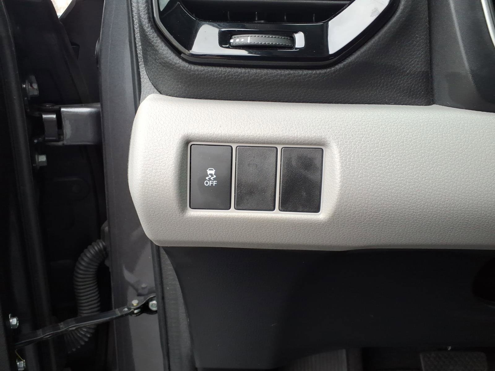 Certified 2023 Honda Pilot LX image 12