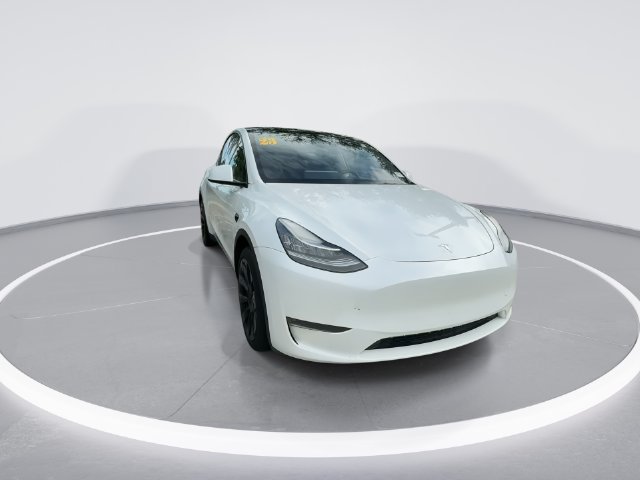 Used 2023 Tesla Model Y Long Range AWD/4WD image 3