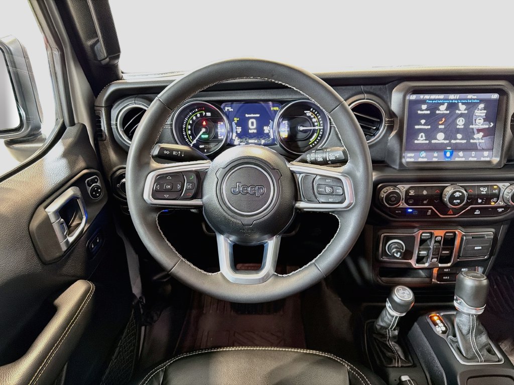 Used 2023 Jeep Wrangler Unlimited Sahara w/ Dual Top Group AWD/4WD image 24