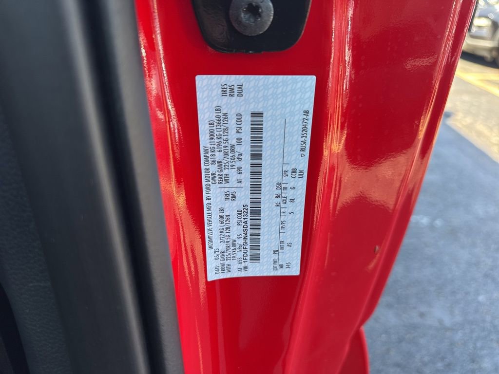 New 2025 Ford F550 4x4 Regular Cab Super Duty image 21