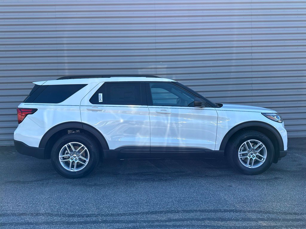 New 2027 Ford Explorer Active AWD/4WD image 4