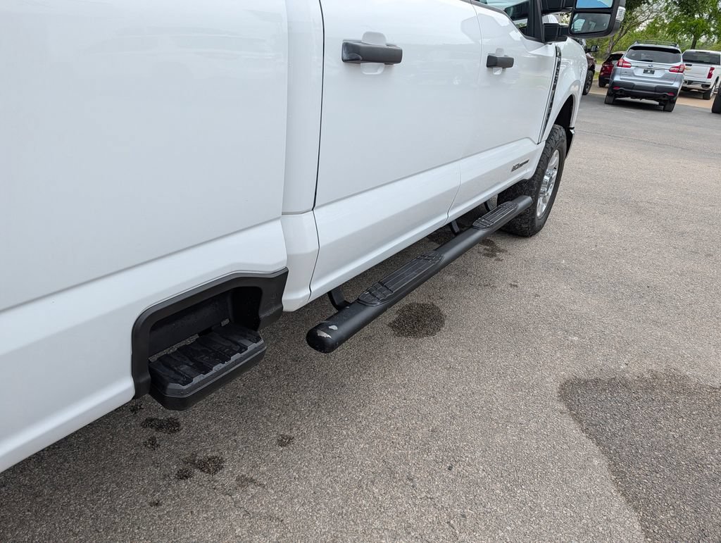 Used 2023 Ford F250 XLT w/ FX4 Off-Road Package AWD/4WD image 29