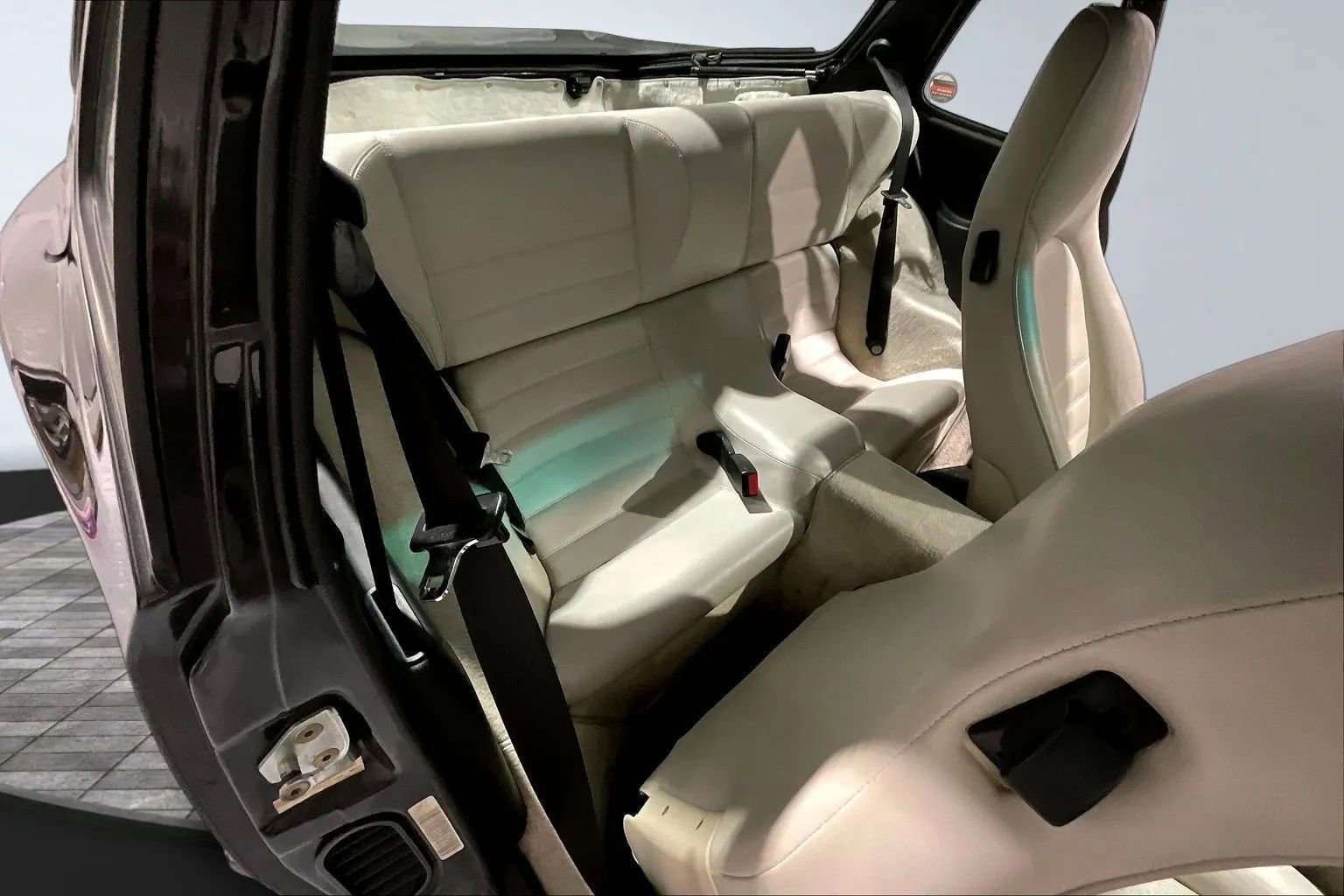 Used 1989 Porsche 944 S2 image 23