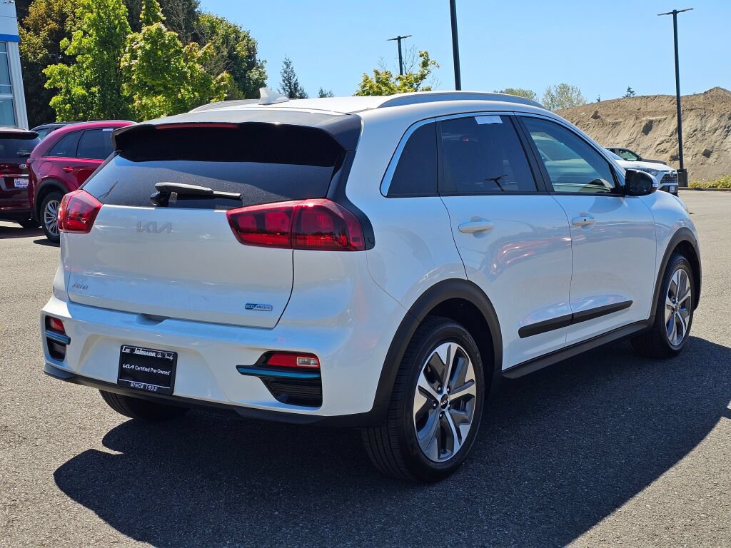 Certified 2022 Kia Niro EX FWD image 5