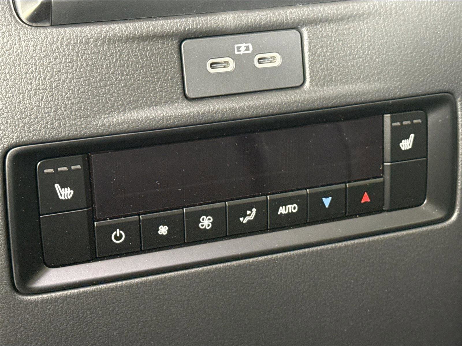 Certified 2026 MAZDA CX-90 3.3 Turbo w/ Preferred Package image 39