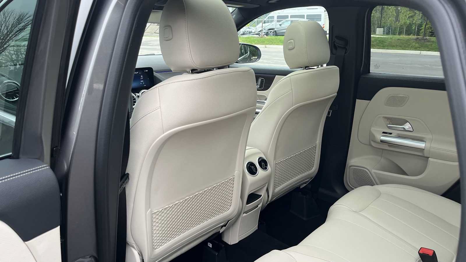 New 2026 Mercedes-Benz GLA 250 4MATIC image 32
