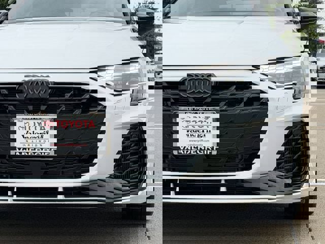 Used 2025 Audi S3 Premium Plus w/ Premium Plus Package image 9