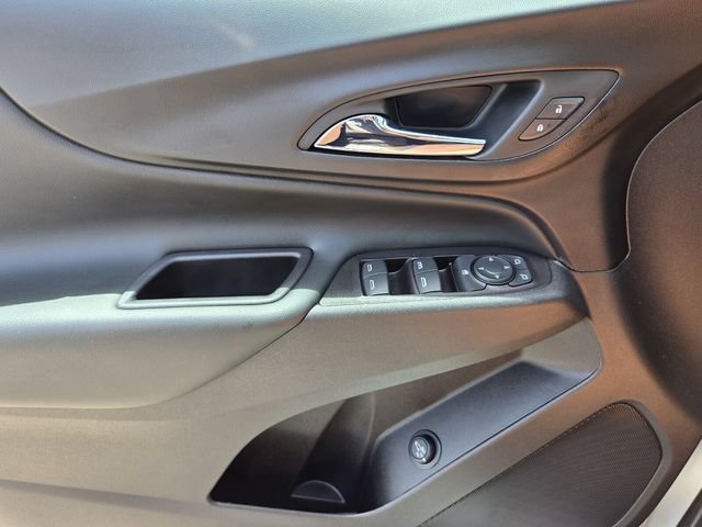 Used 2022 Chevrolet Equinox LT FWD image 18