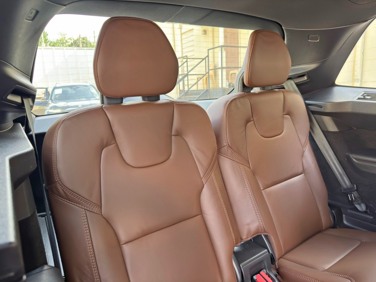 Used 2024 Volvo XC90 T8 Ultimate w/ Protection Package Premier AWD/4WD image 43