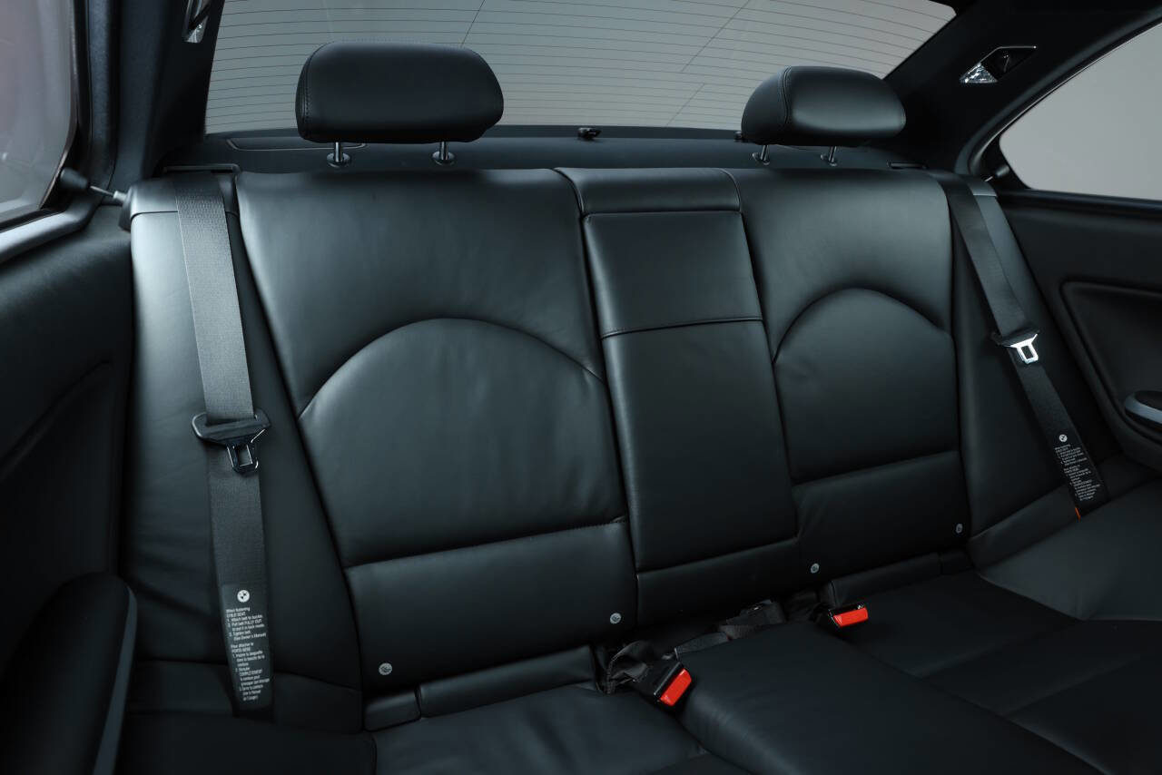 Used 2005 BMW M3 Coupe image 86