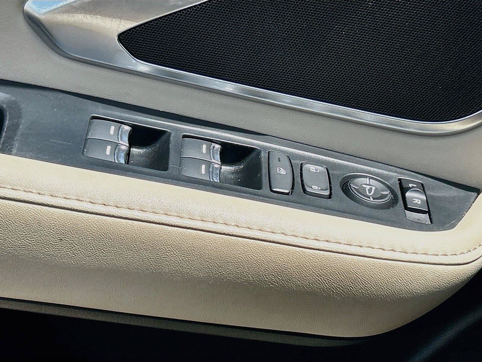 Used 2024 Acura RDX SH-AWD image 24