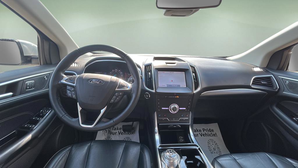 Used 2020 Ford Edge Titanium w/ Equipment Group 301A image 12