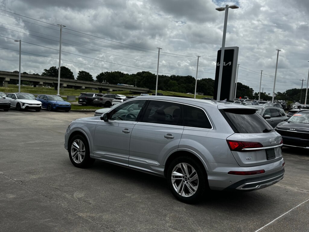 Used 2022 Audi Q7 3.0T Premium Plus AWD/4WD image 27