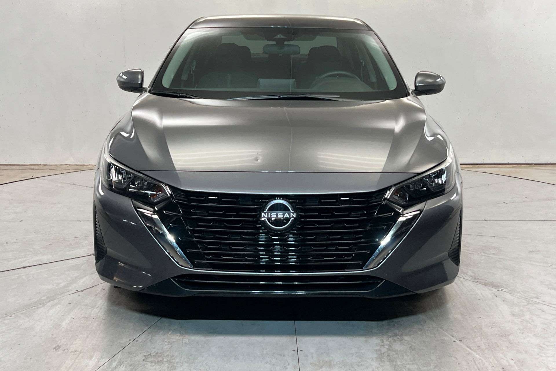 Used 2025 Nissan Sentra SV FWD image 9