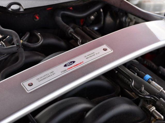 Used 2016 Ford Mustang Shelby GT350 w/ Track Package RWD image 33