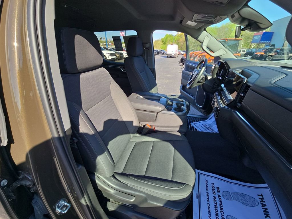 Used 2023 Chevrolet Silverado 1500 LT image 30