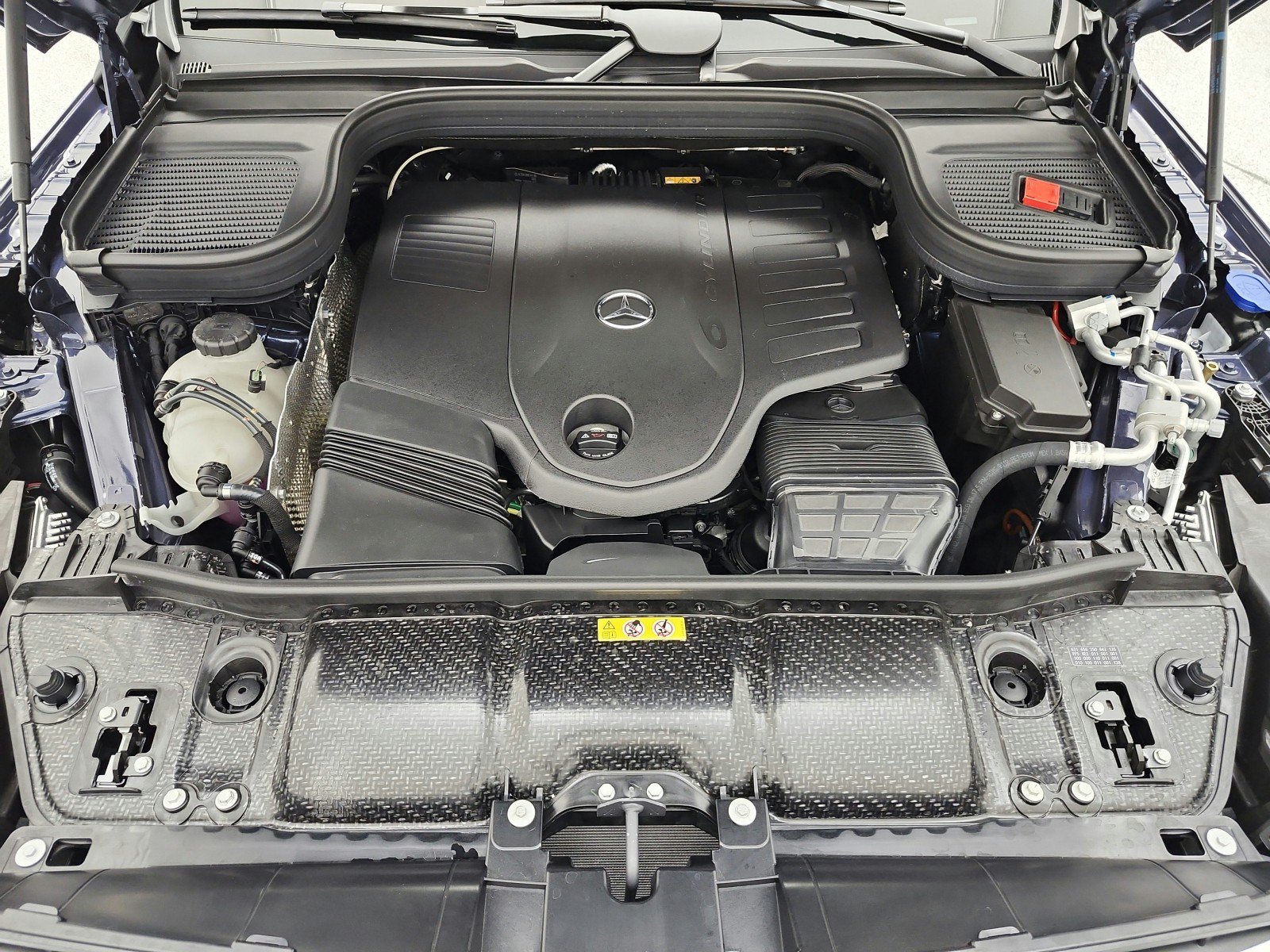 New 2026 Mercedes-Benz GLS 450 4MATIC image 12