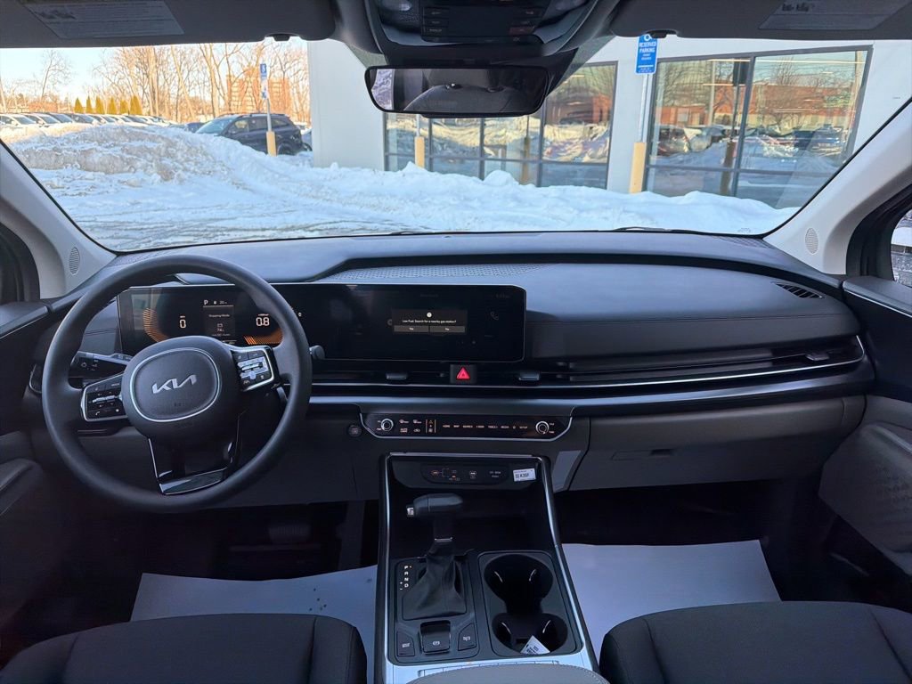 New 2026 Kia Carnival LX FWD image 23