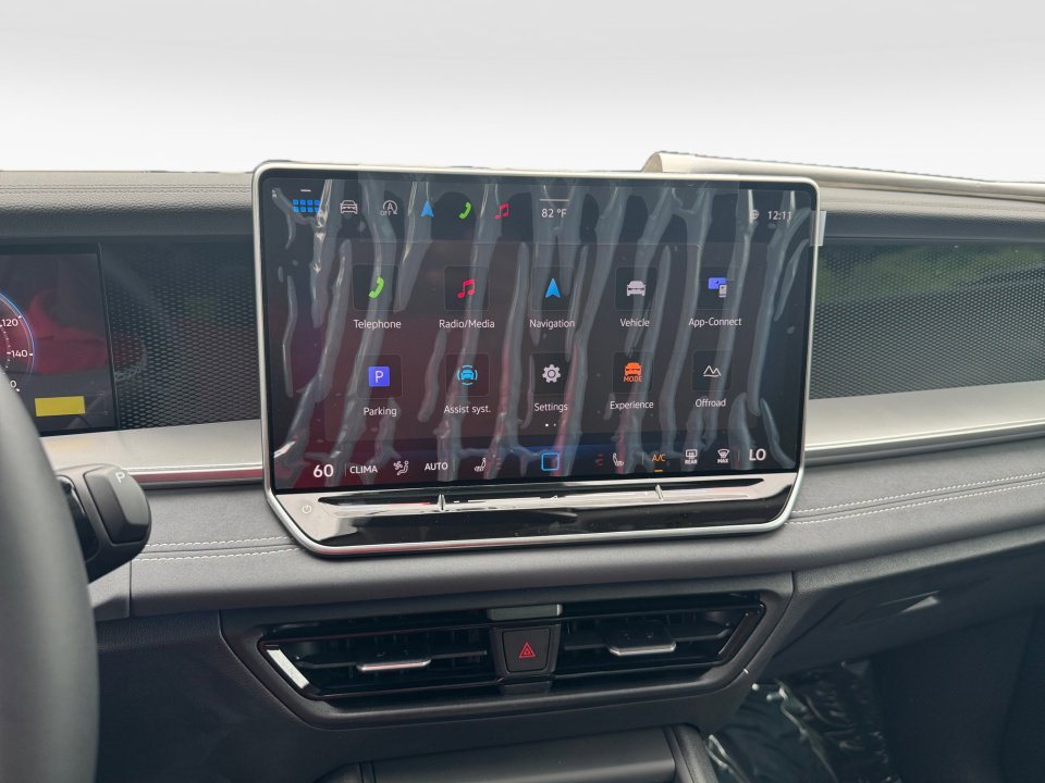 New 2026 Volkswagen Tiguan S AWD/4WD image 15