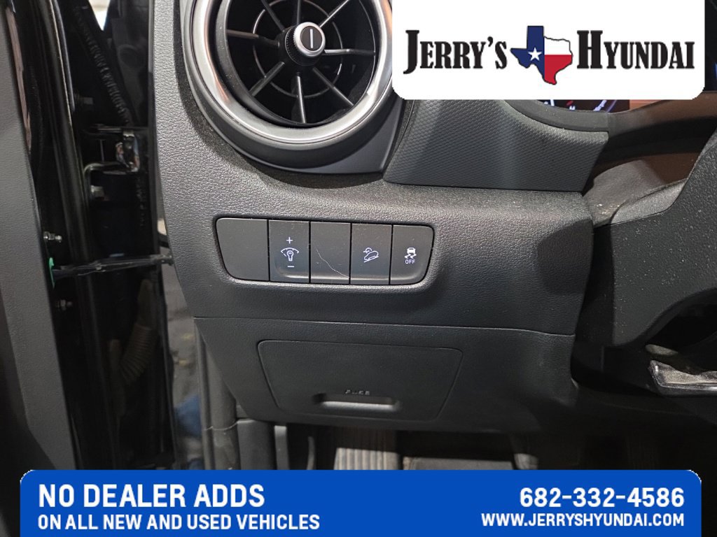 Used 2023 Hyundai Kona SEL w/ Cargo Package AWD/4WD image 15