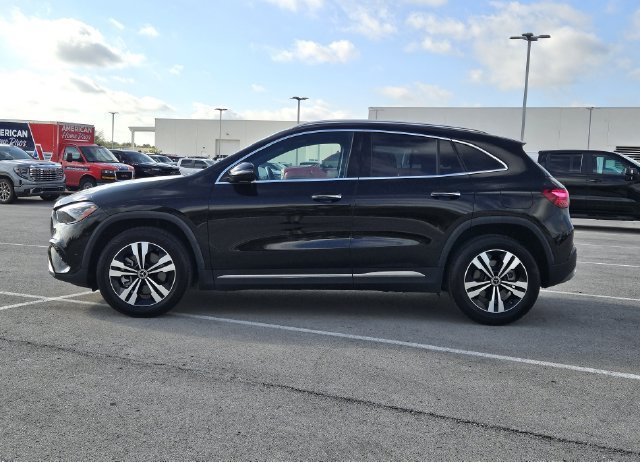 Used 2025 Mercedes-Benz GLA 250 image 4