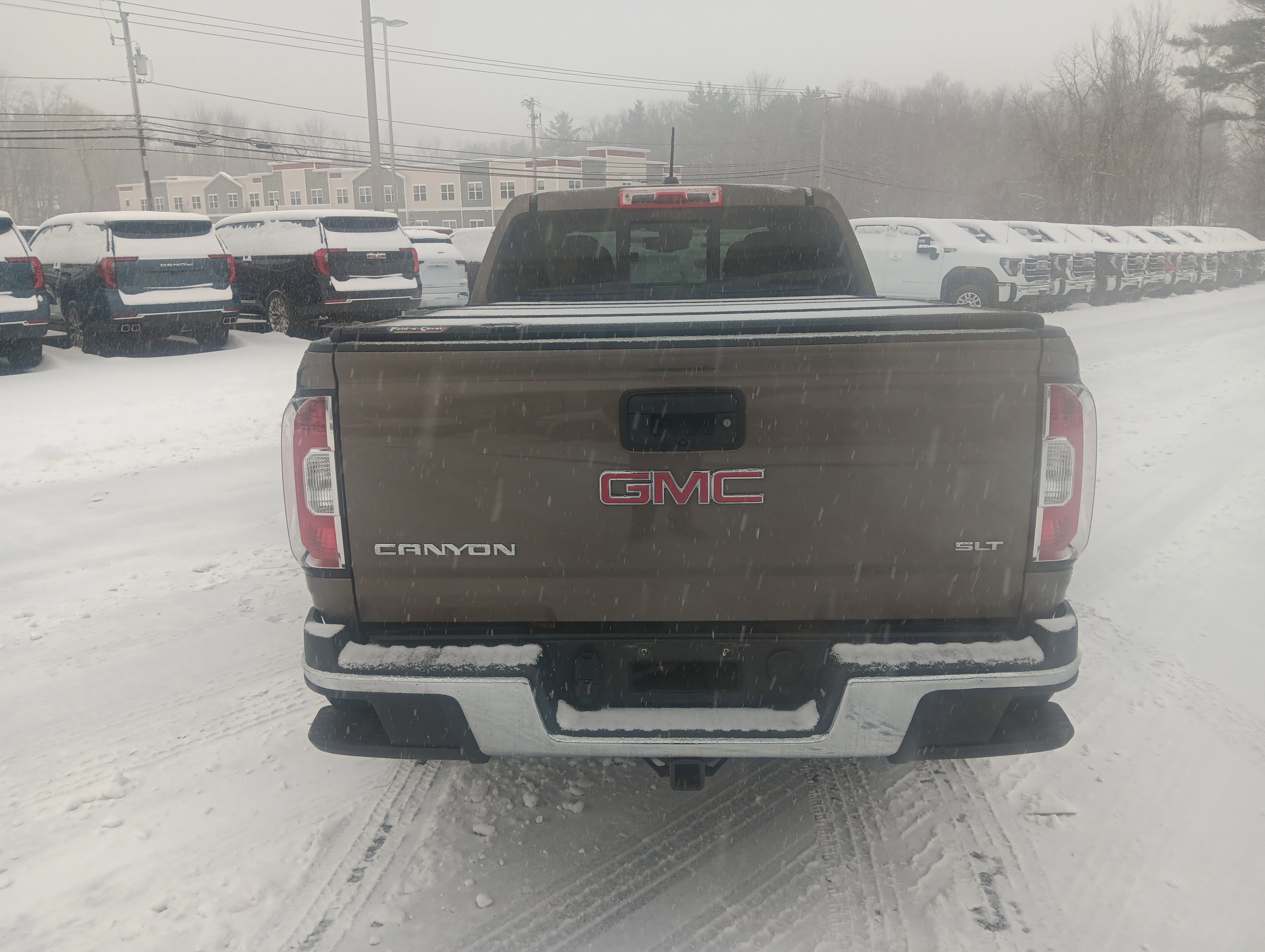 Used 2016 GMC Canyon SLT w/ Driver Alert Package image 4